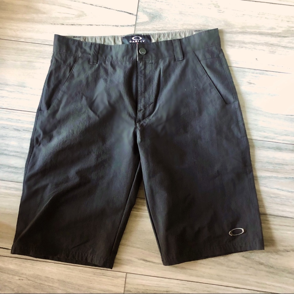 Men’s Oakley Hybrid short